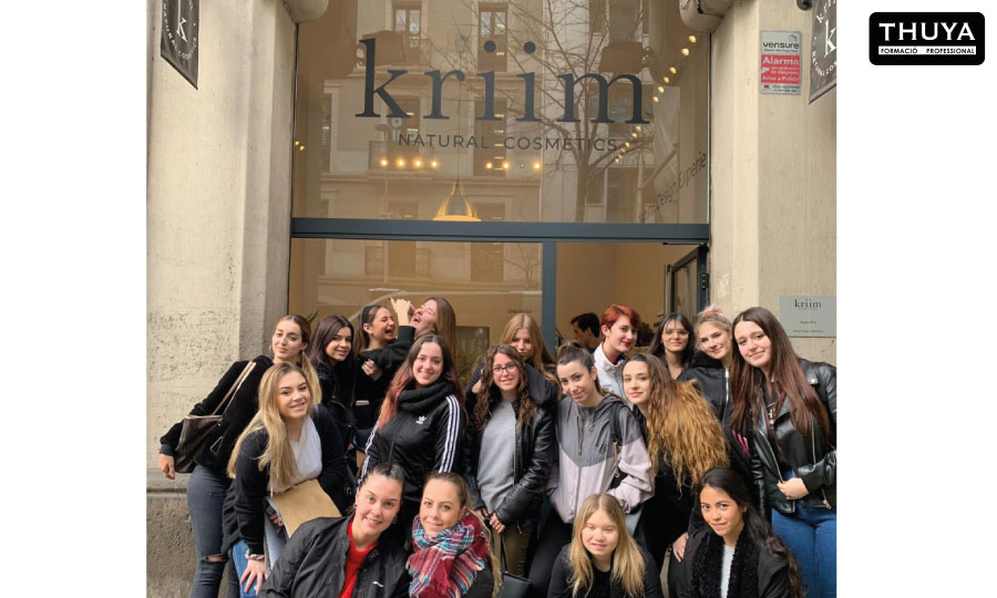 Nuestras alumnas de visita a Kriim Natural Cosmetics.