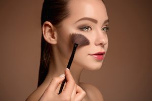 Cómo conseguir un maquillaje duradero